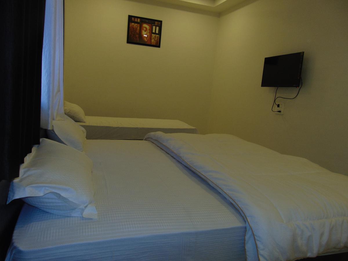 Hotel Kalajanki Ujjain Extérieur photo